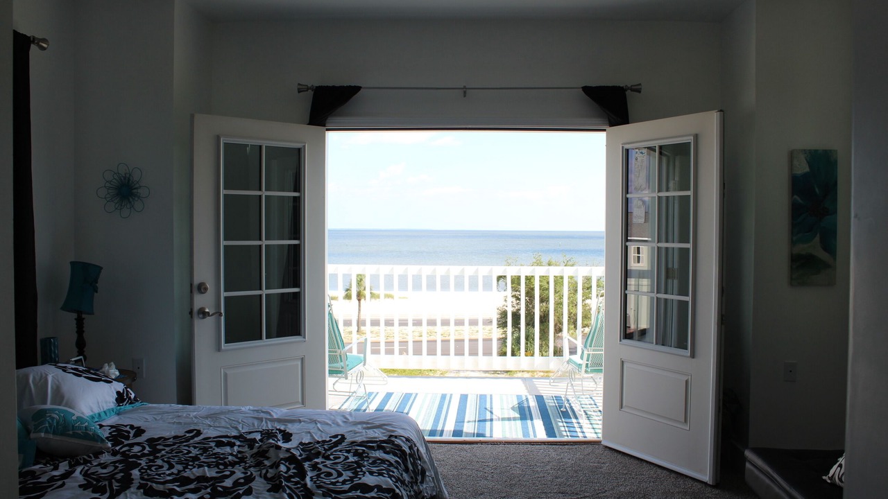 Photo of Bedroom in Long Beach