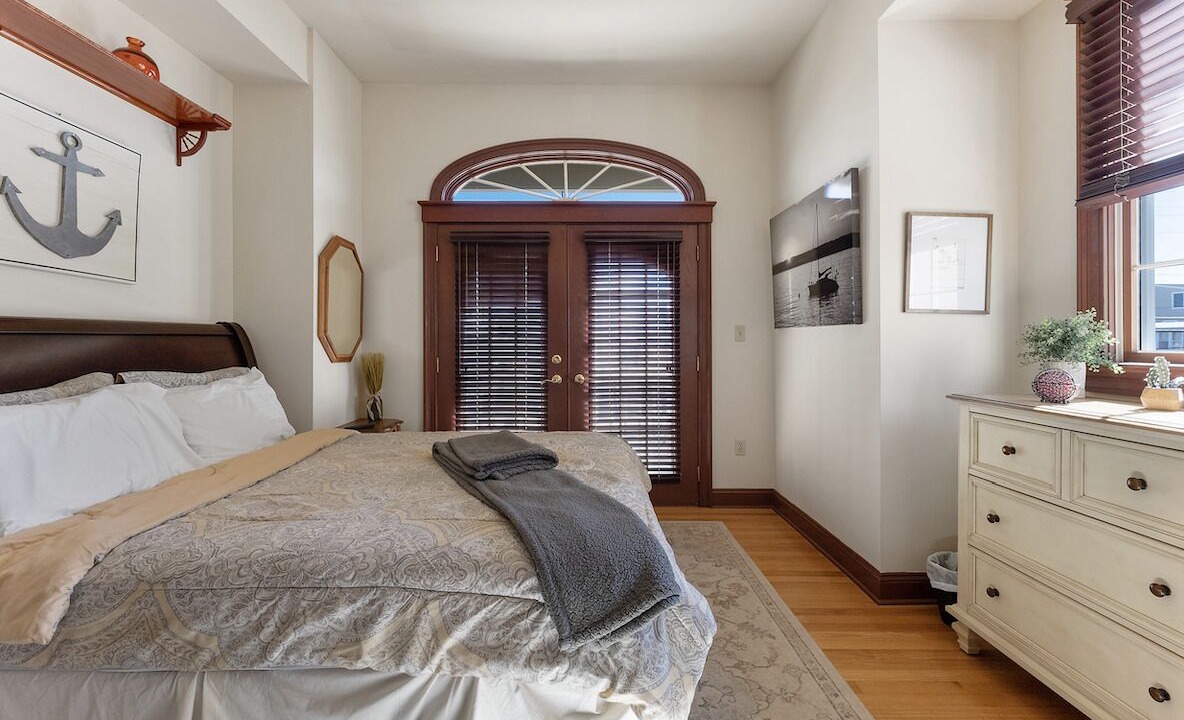 Photo of Bedroom in Avalon