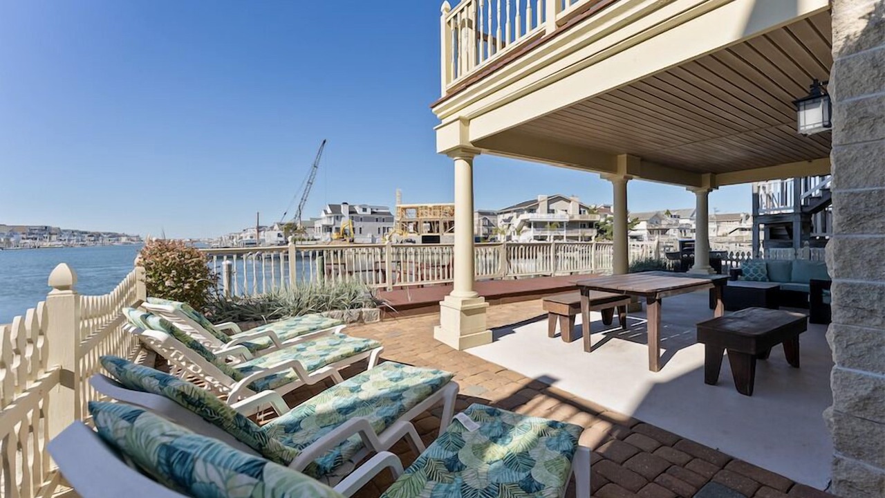 Photo of Outdoor in Avalon