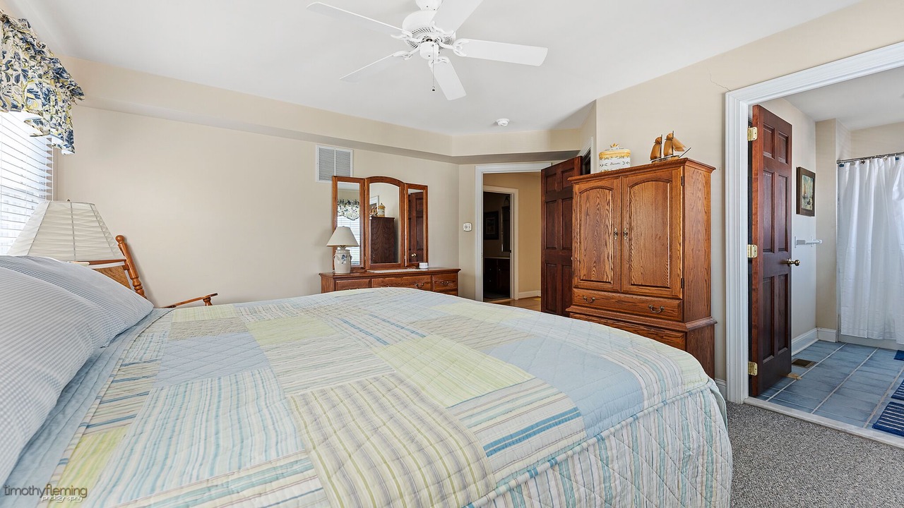 Photo of Bedroom in Avalon