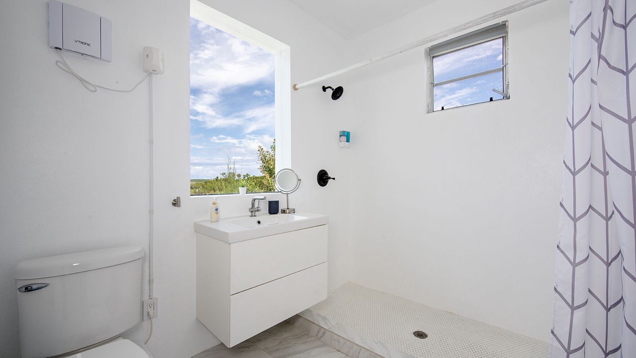 Photo of Bathroom in South Palmetto Point