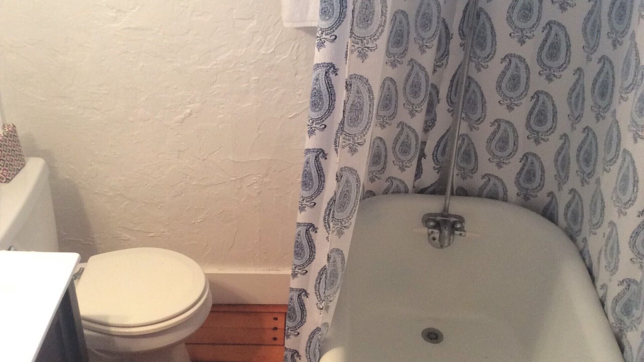 Photo of Bathroom in Ocean Park