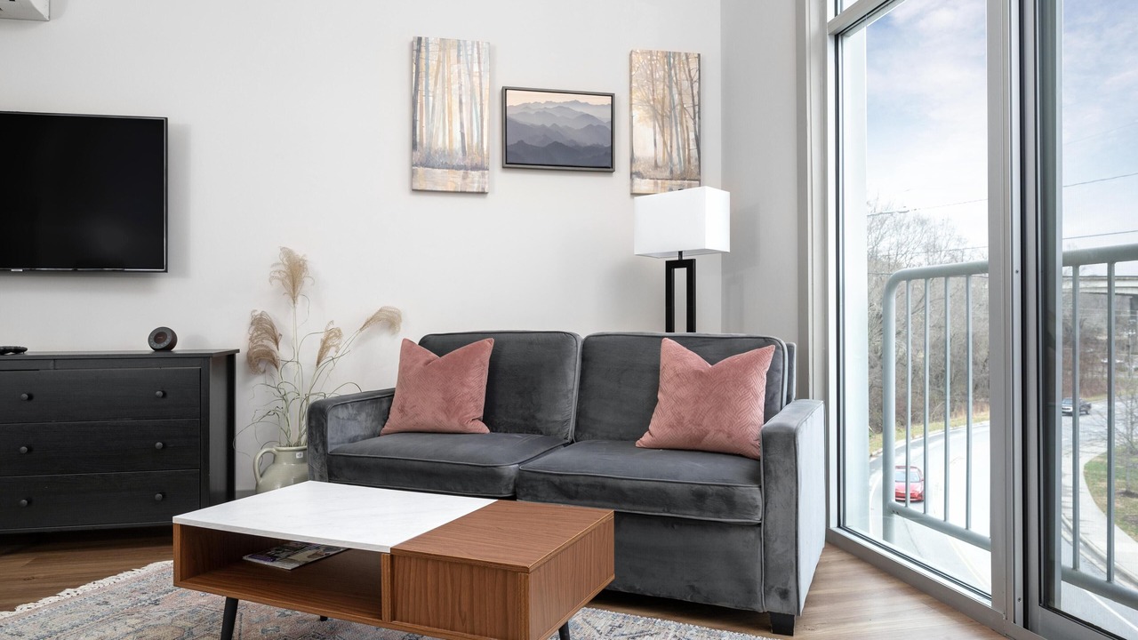 Photo of Livingroom in Asheville