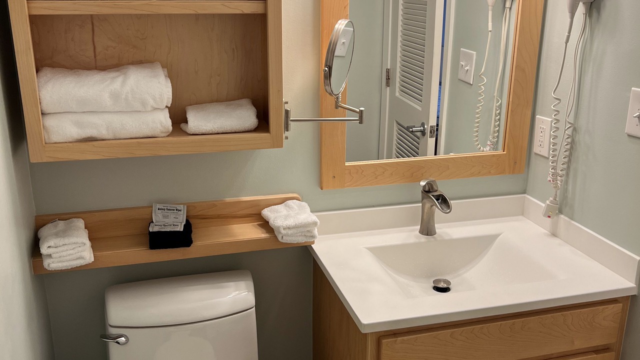 Photo of Bathroom in Orange Beach