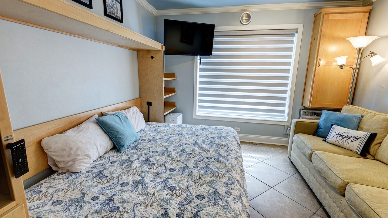 Photo of Bedroom in Orange Beach
