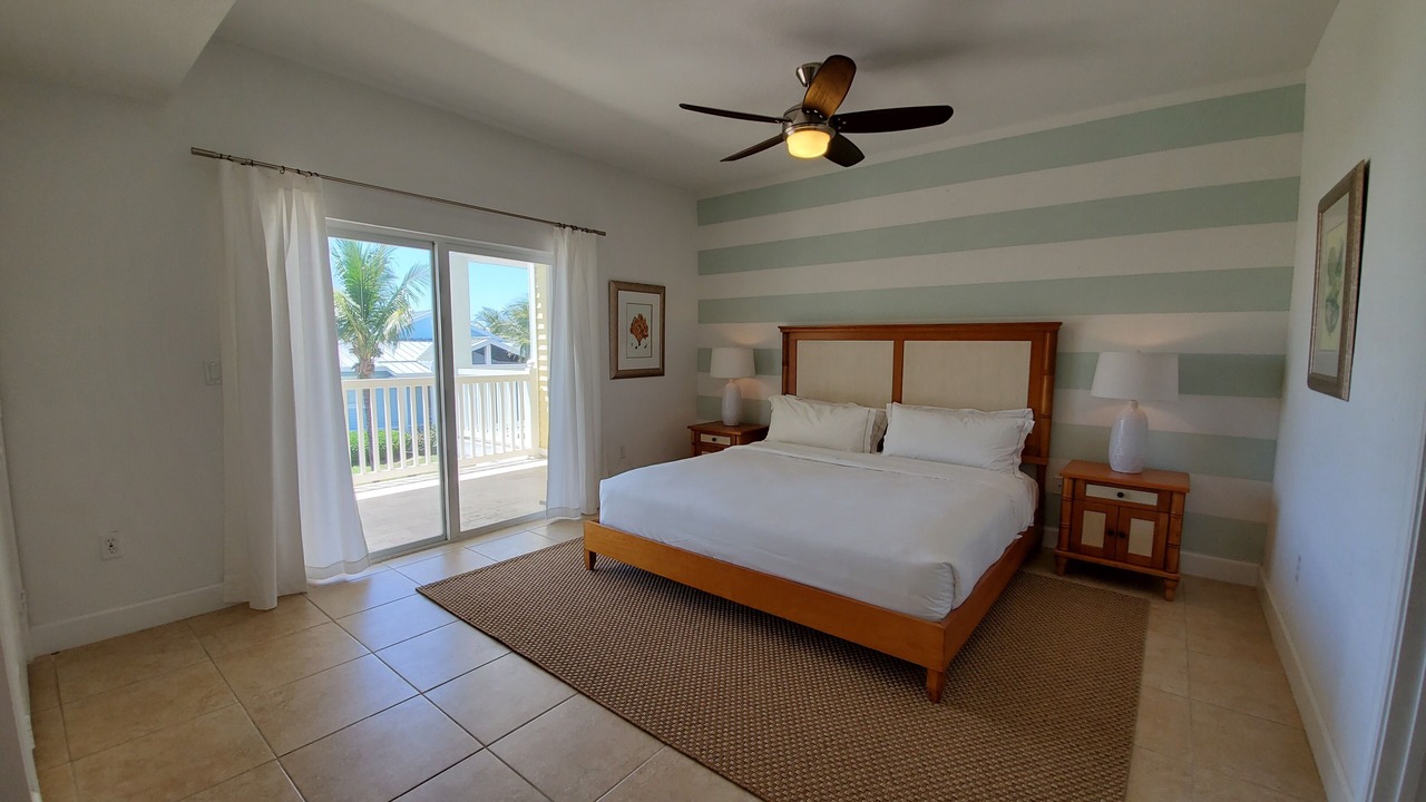 Photo of Bedroom in Alice Town