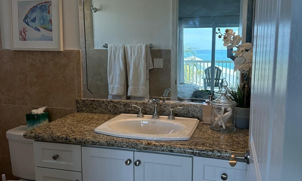 Photo of Bathroom in Alice Town