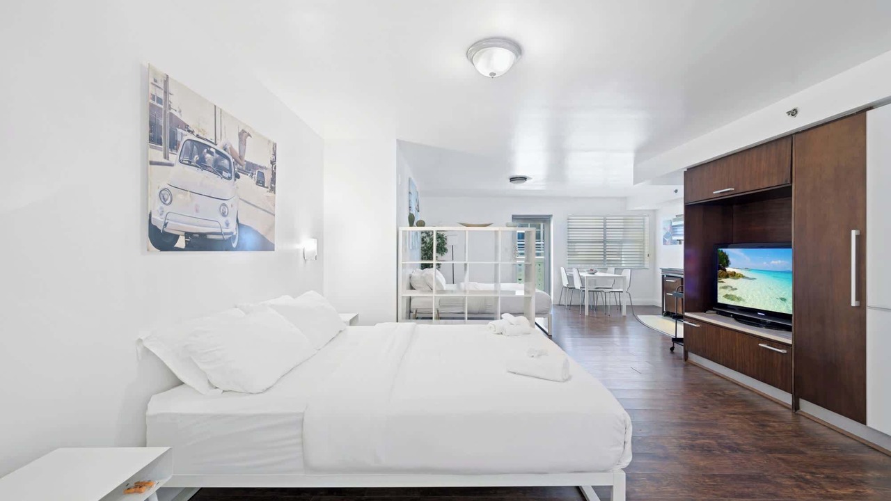 Photo of Bedroom in South Beach