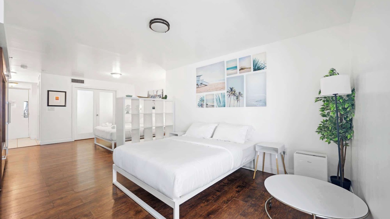 Photo of Bedroom in South Beach