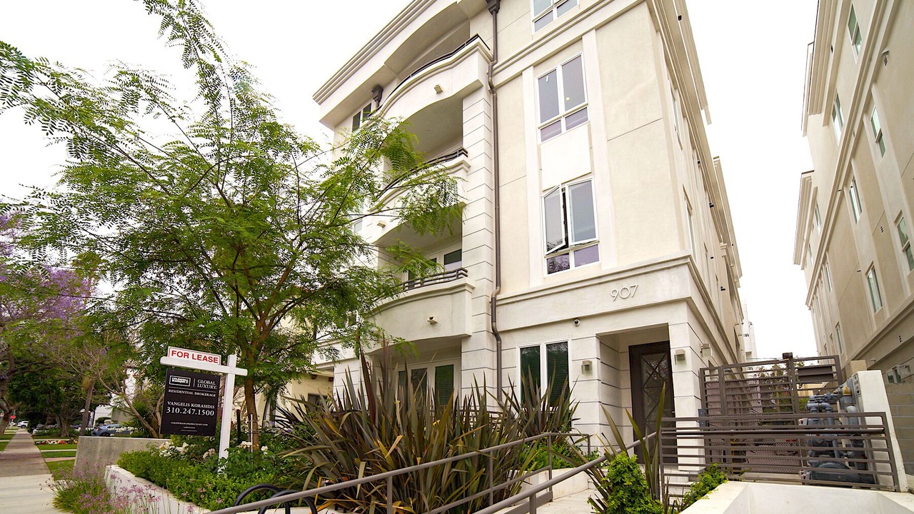 Photo of Outdoor in Pico - Robertson