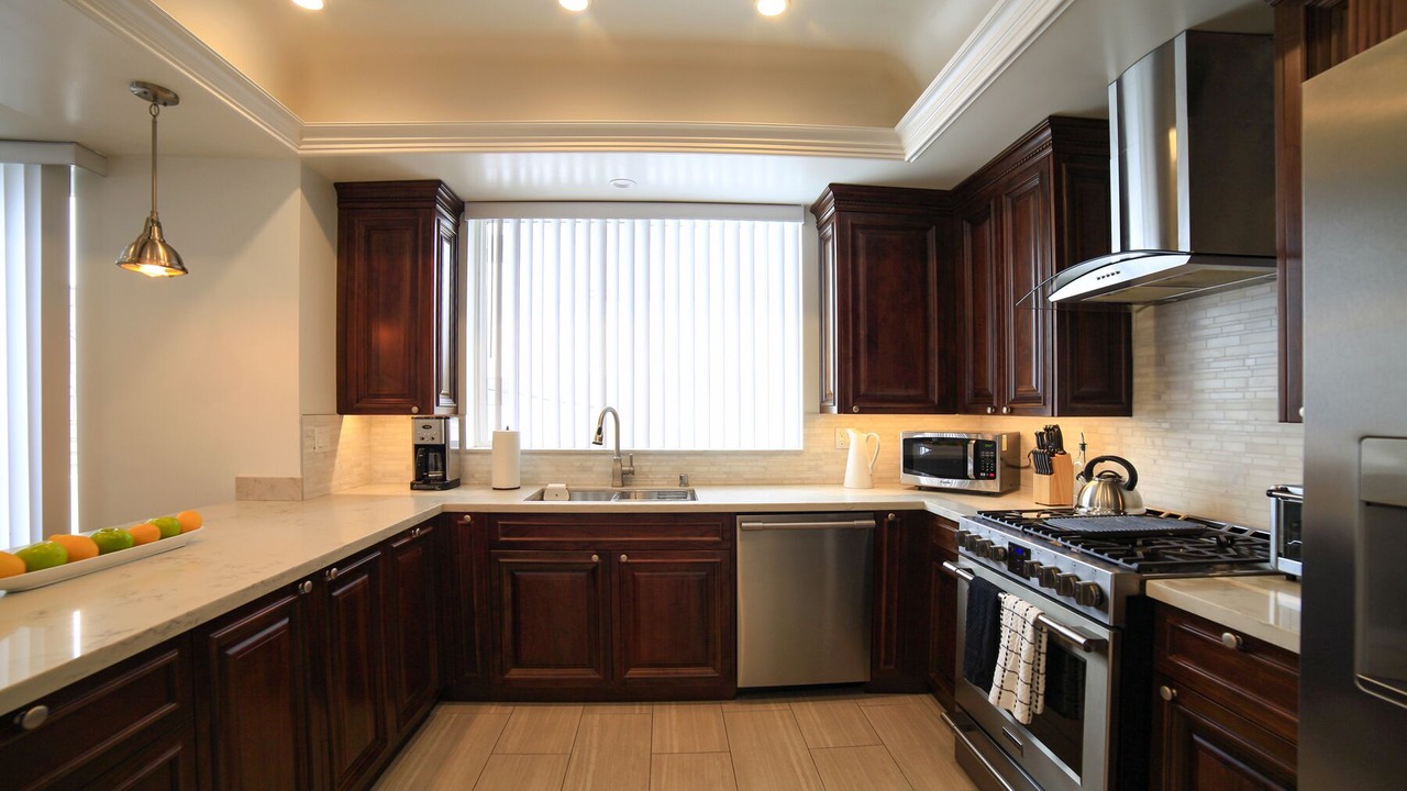 Photo of Kitchen in Pico - Robertson