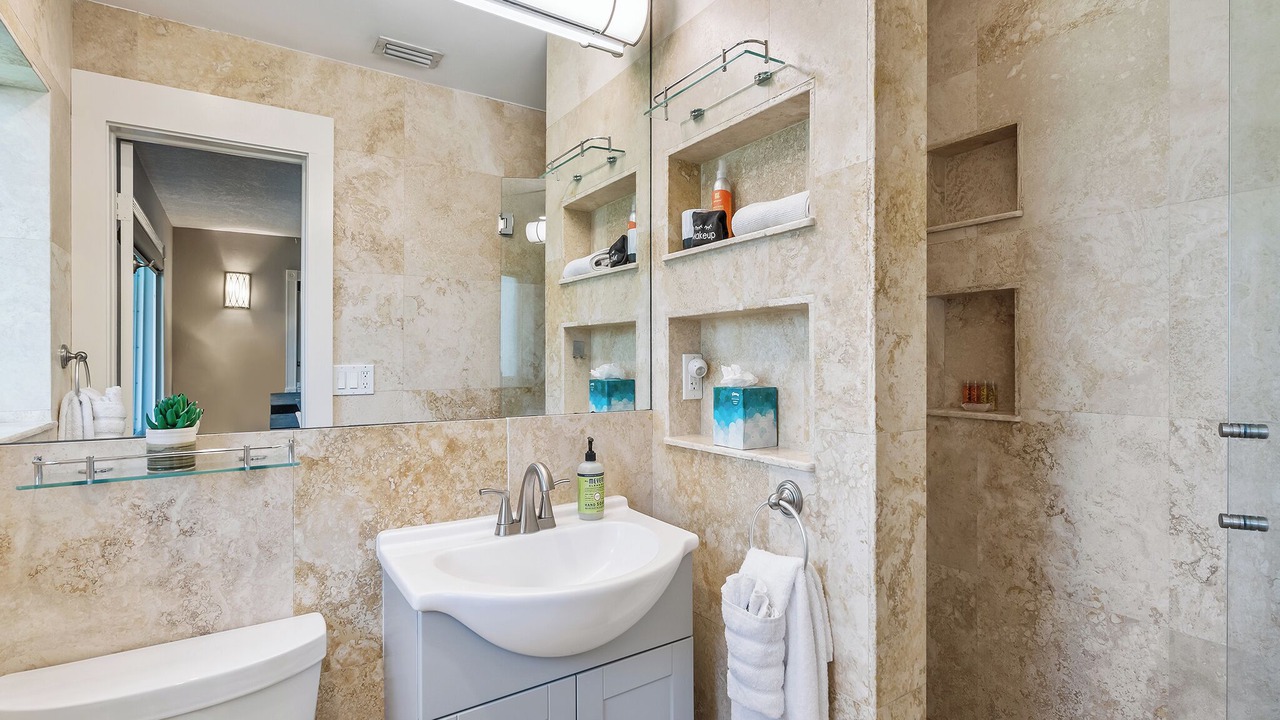 Photo of Bathroom in Wilton Manors