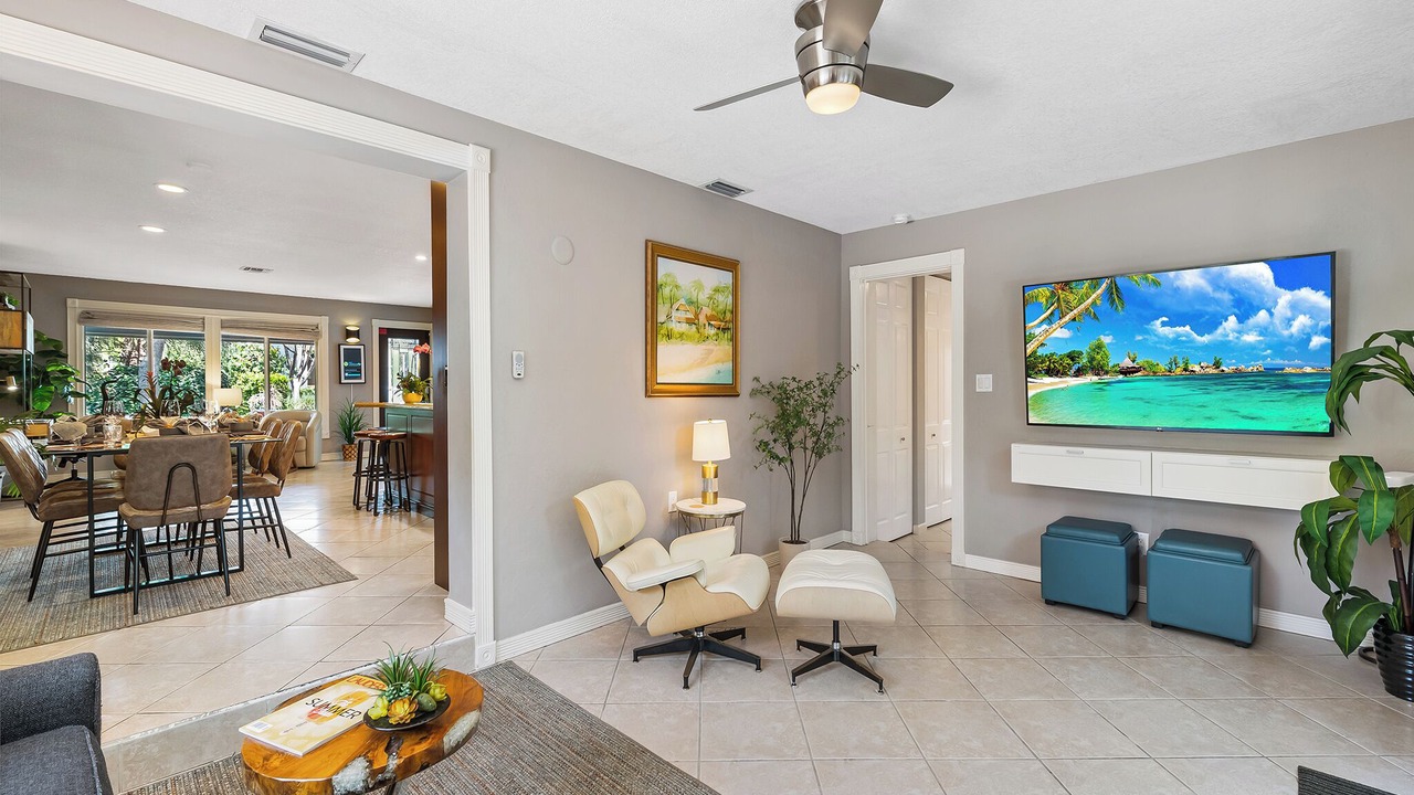 Photo of Livingroom in Wilton Manors