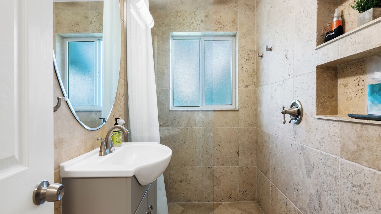Photo of Bathroom in Wilton Manors