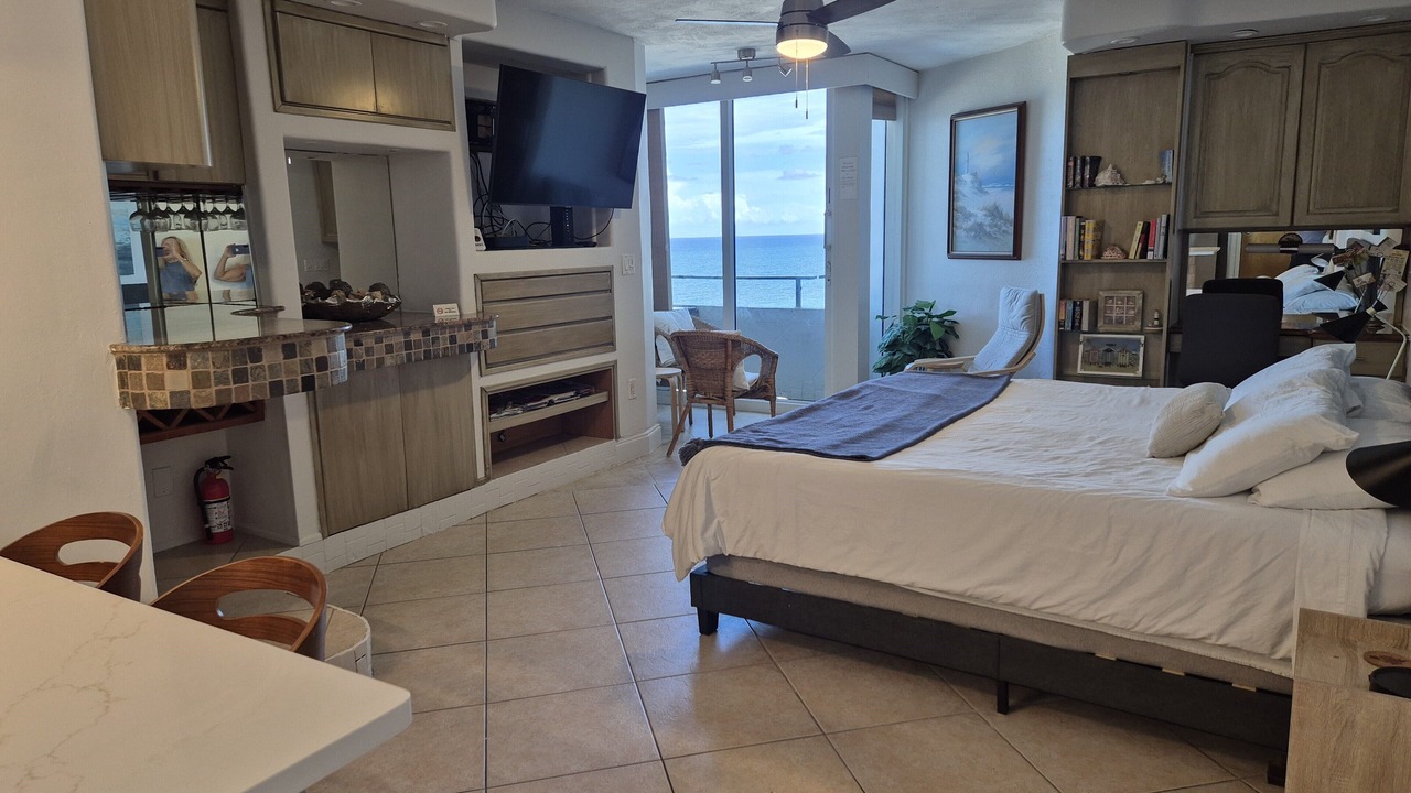 Photo of Bedroom in Galt Mile
