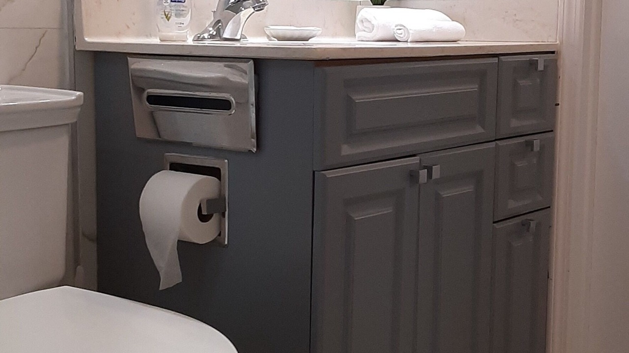 Photo of Bathroom in Galt Mile