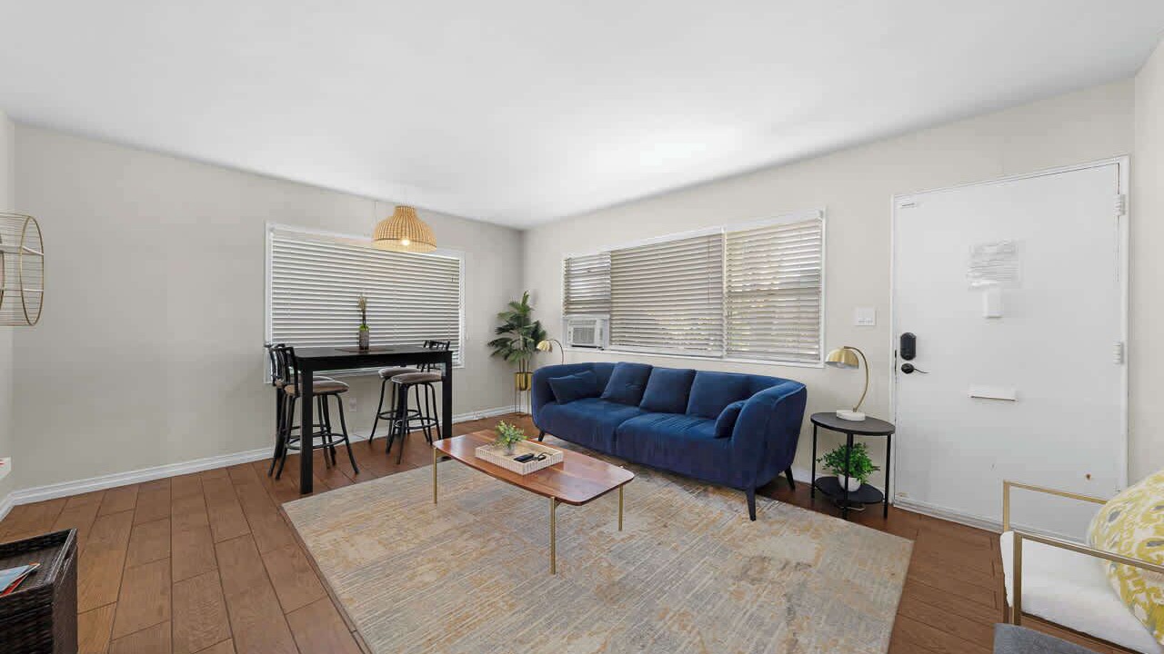 Photo of Livingroom in Crown Point
