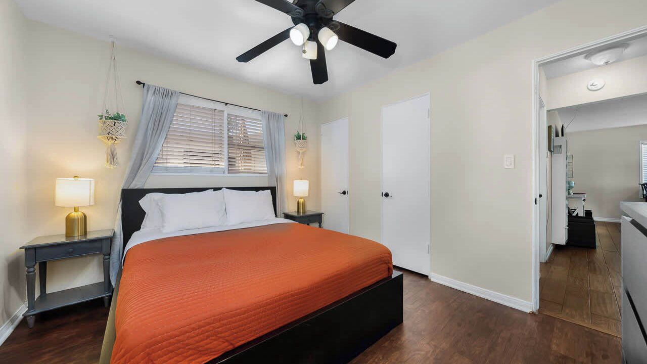 Photo of Bedroom in Crown Point