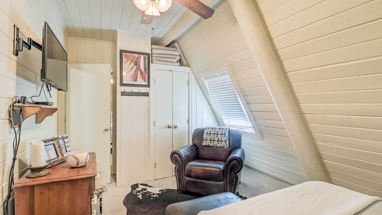 Photo of Bedroom in Little Kowaliga