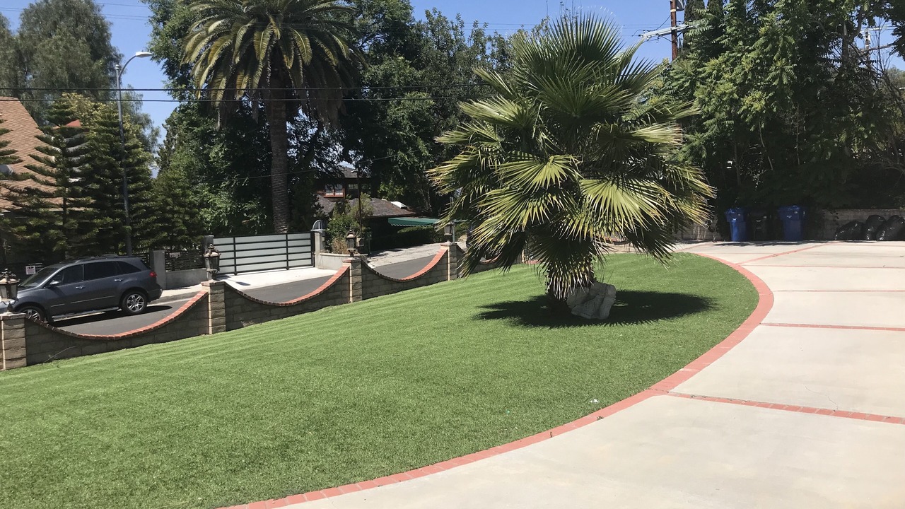 Photo of Outdoor in Woodland Hills