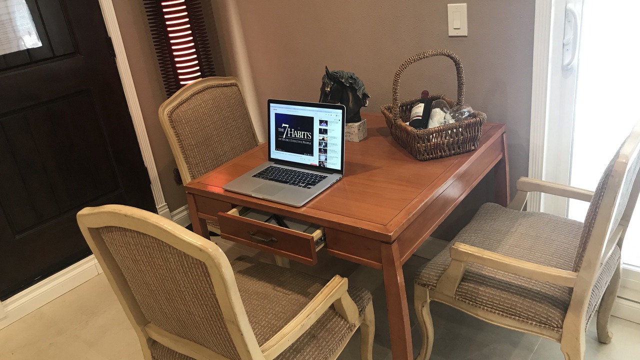 Photo of Bedroom in Woodland Hills