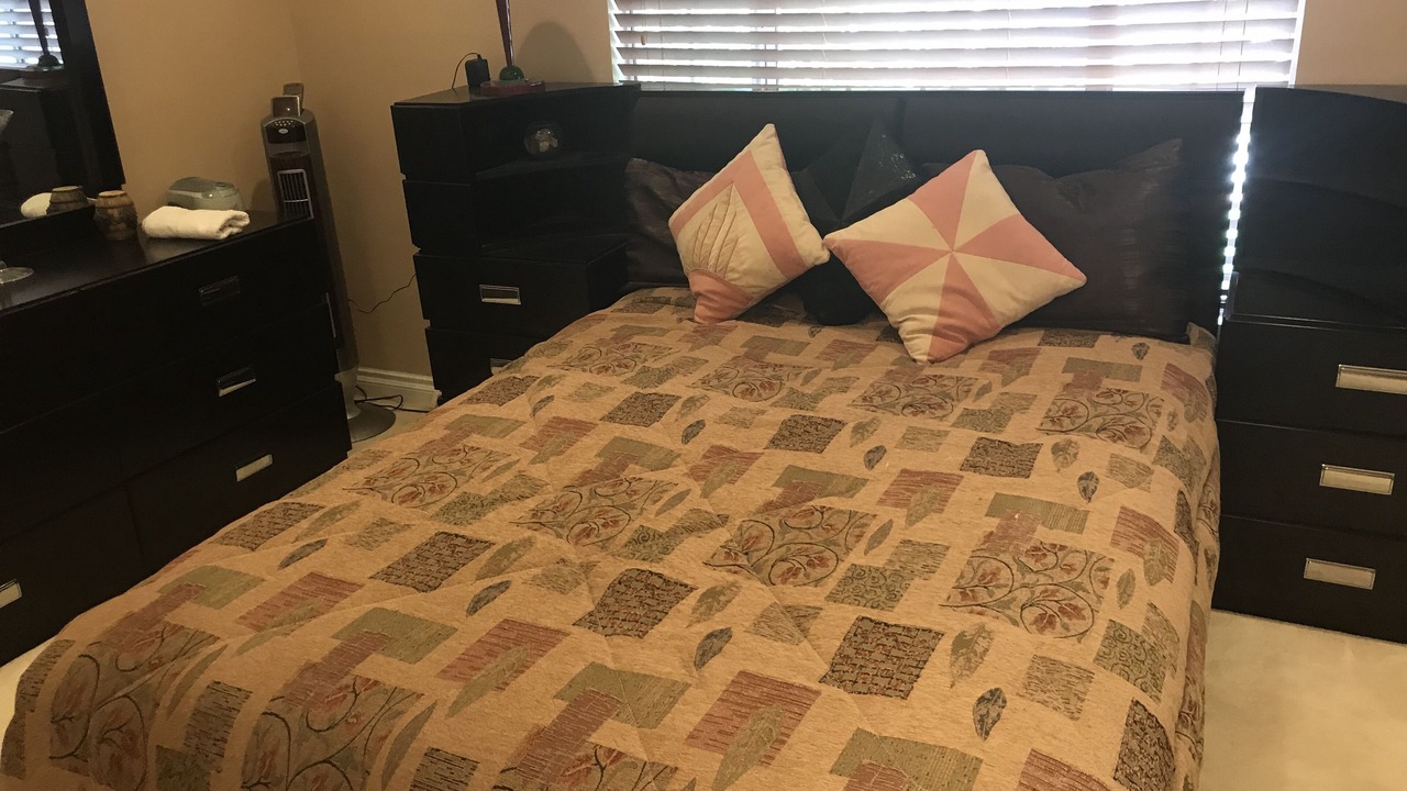 Photo of Bedroom in Woodland Hills