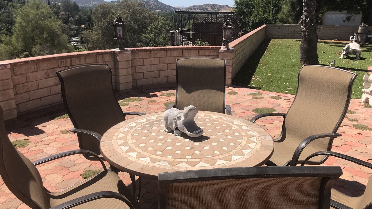 Photo of Outdoor in Woodland Hills