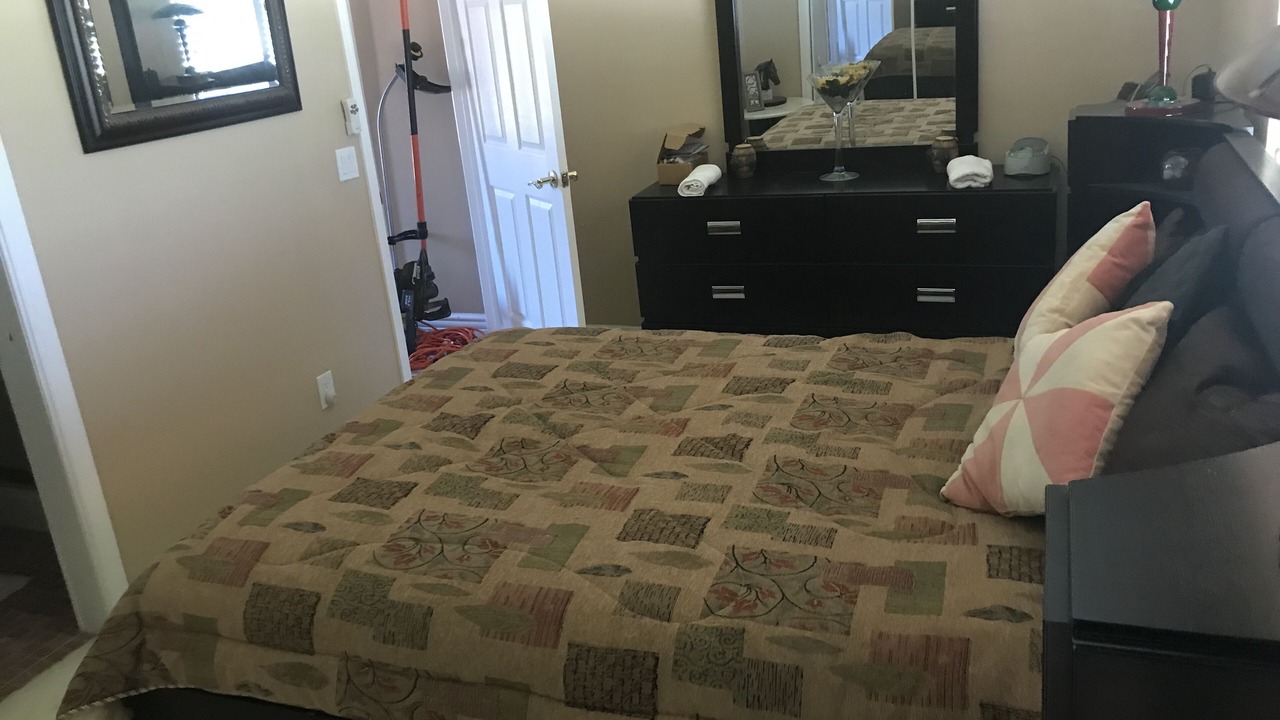 Photo of Bedroom in Woodland Hills