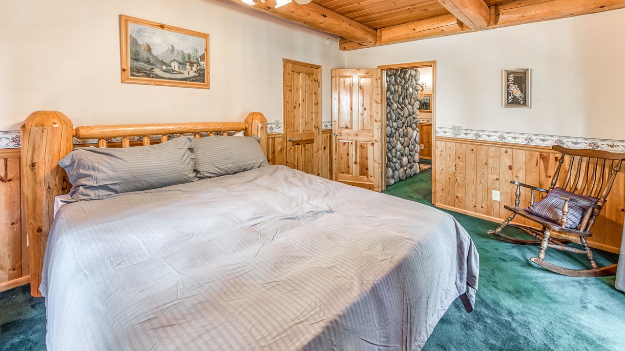 Photo of Bedroom in Big Creek