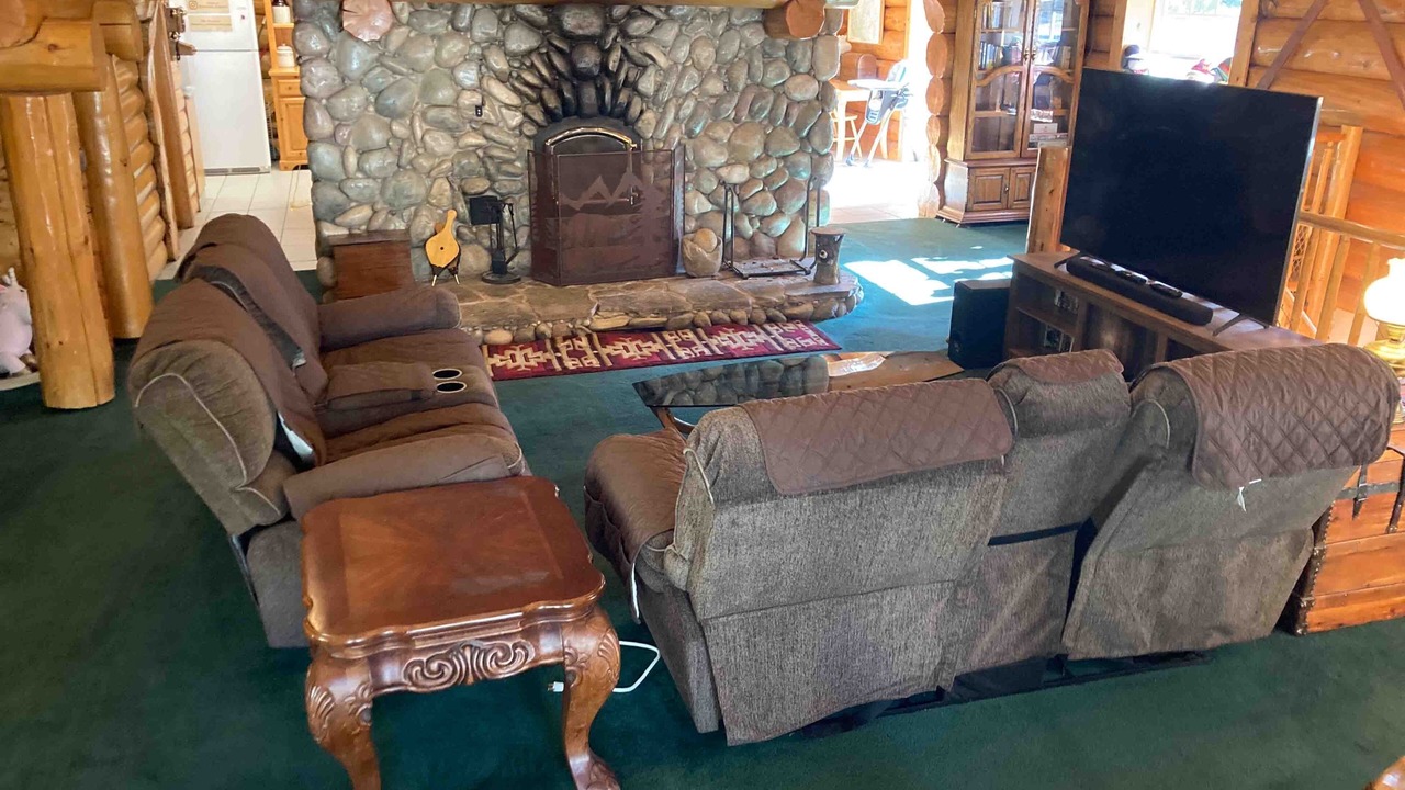 Photo of Livingroom in Big Creek