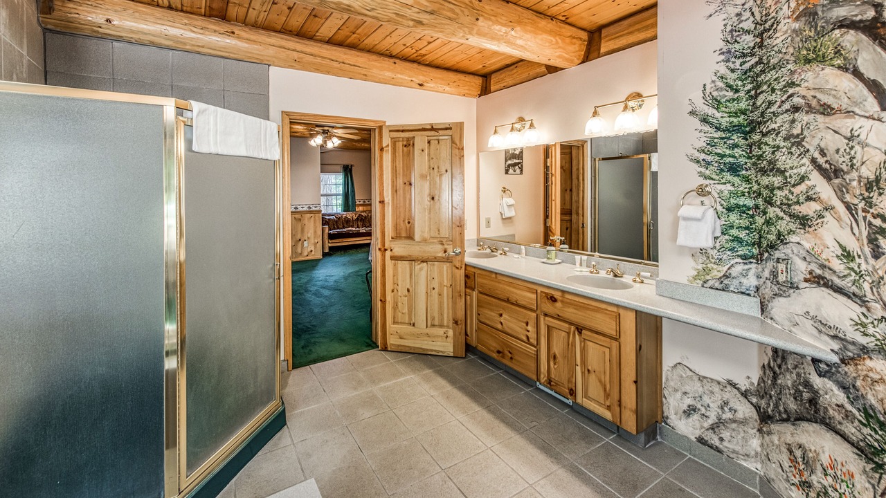 Photo of Bathroom in Big Creek