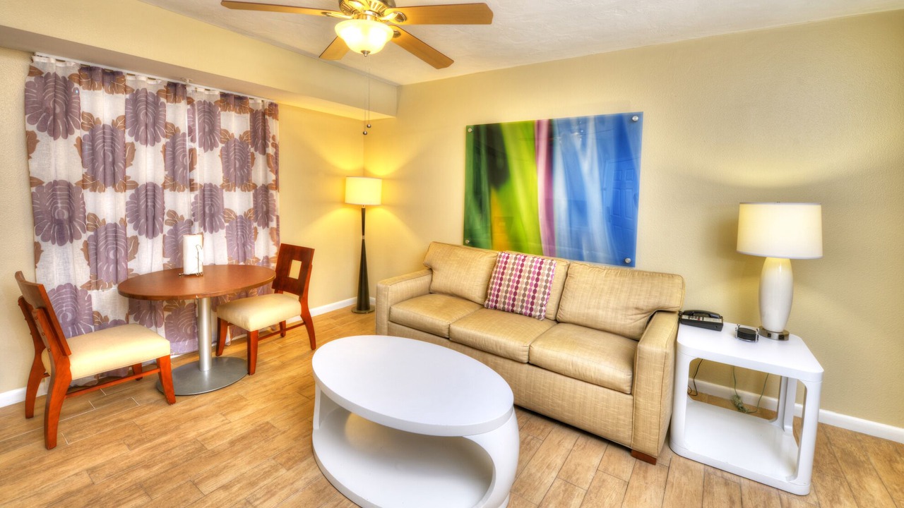 Photo of Livingroom in Seabreeze Historic District