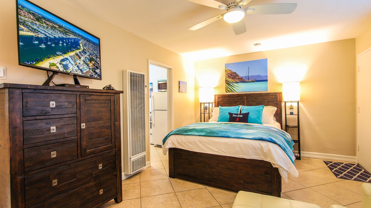 Photo of Bedroom in Lido Isle