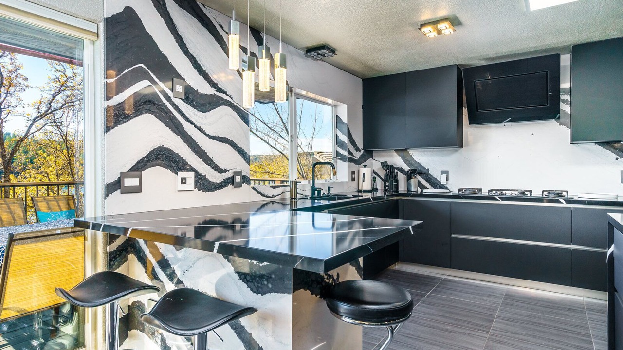 Photo of Kitchen in Groveland