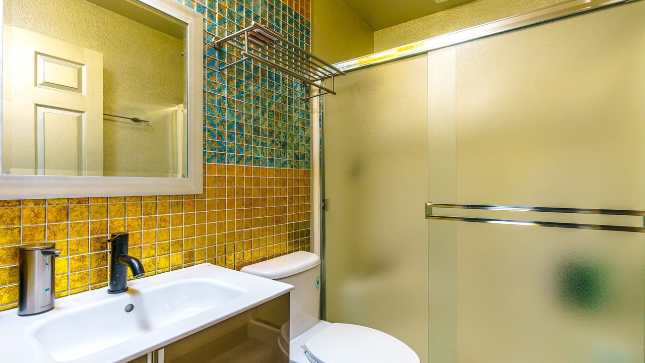 Photo of Bathroom in Groveland