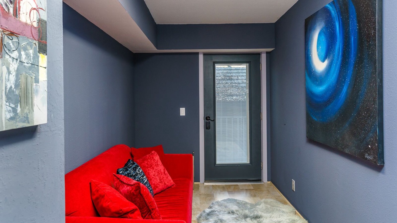 Photo of Livingroom in Groveland