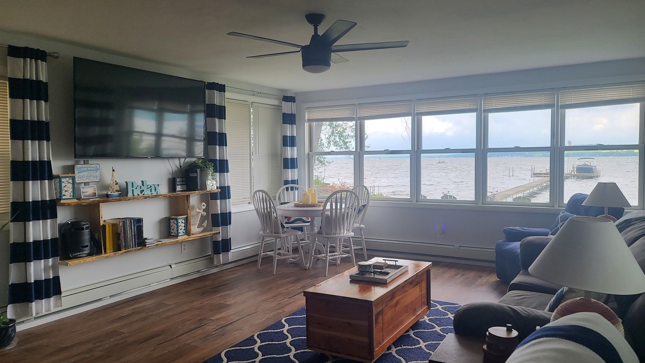 Photo of Livingroom in Lakewood