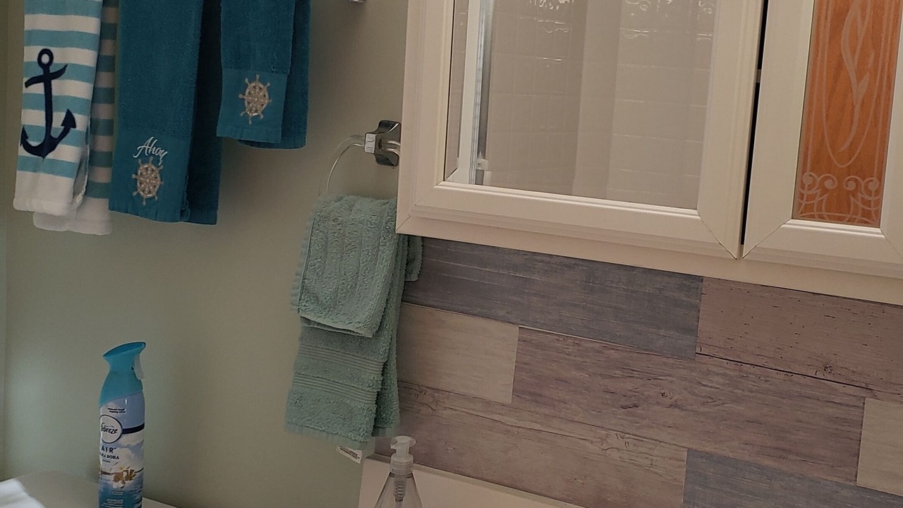 Photo of Bathroom in Lakewood