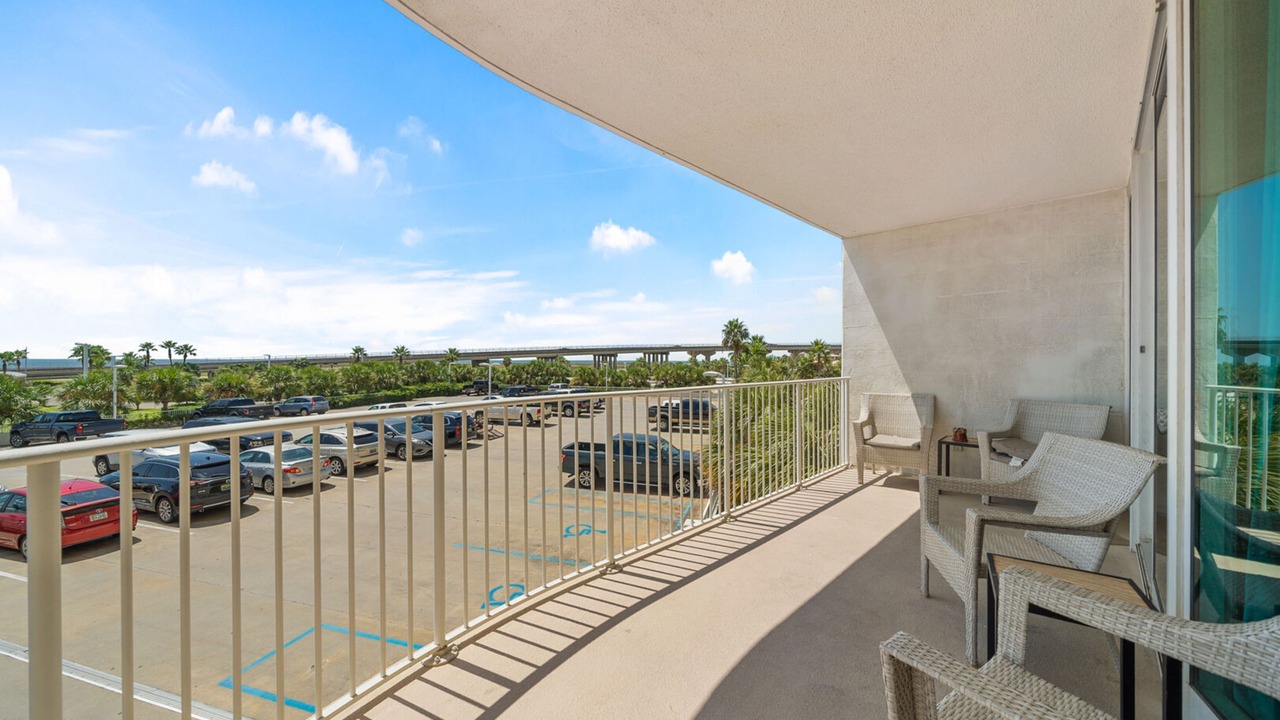 Photo of Patio Balcony in Orange Beach East