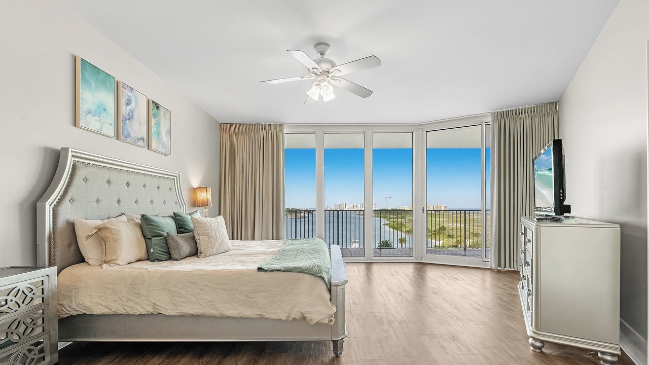 Photo of Bedroom in Orange Beach East