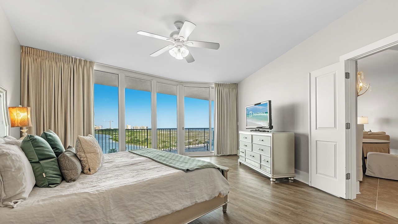 Photo of Bedroom in Orange Beach East