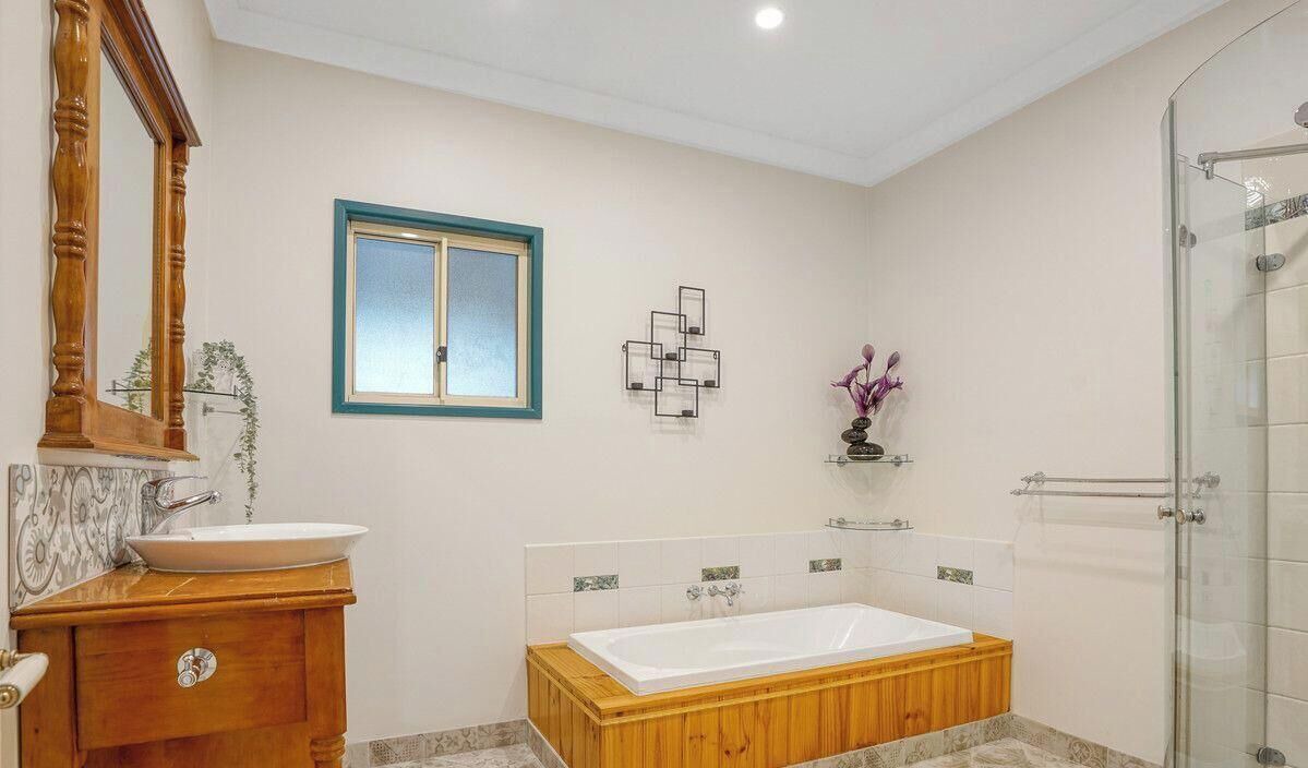 Photo of Bathroom in Greenbank