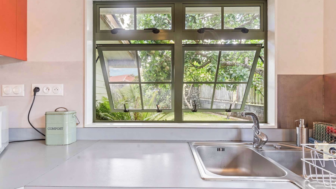 Photo of Kitchen in Afaahiti