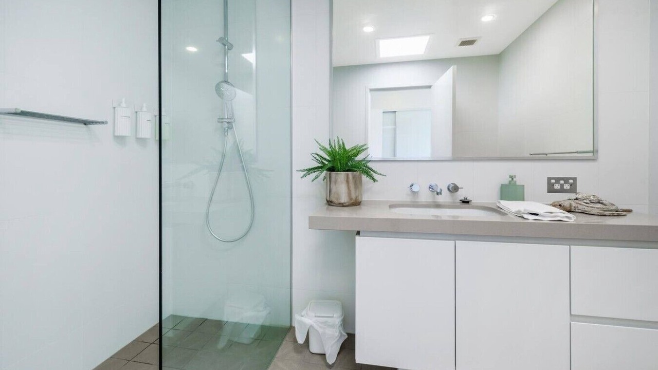 Photo of Bathroom in Magenta Shores