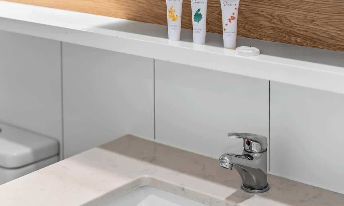 Photo of Bathroom in Woolloongabba