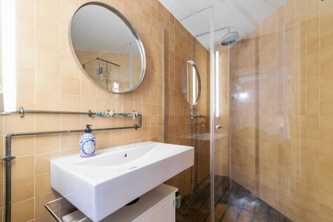 Photo of Bathroom in Poblenou