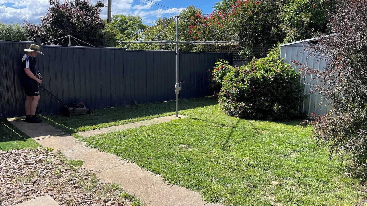 Photo of Outdoor in Page