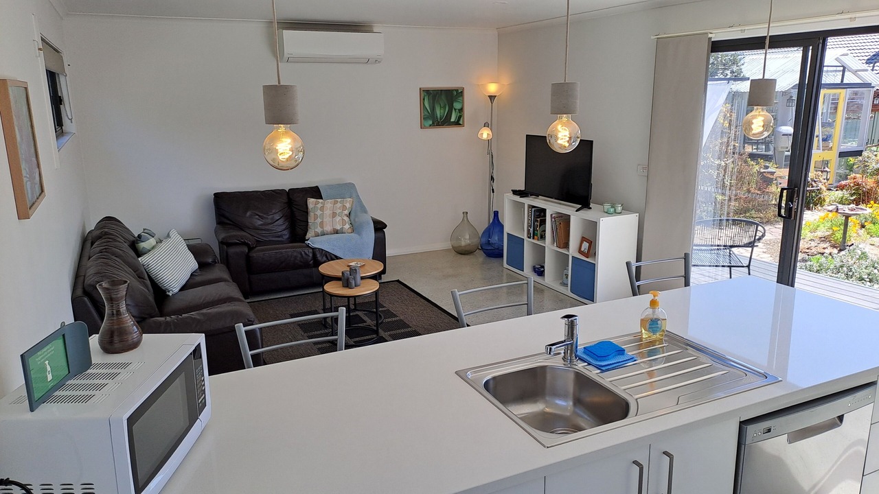 Photo of Livingroom in Chisholm