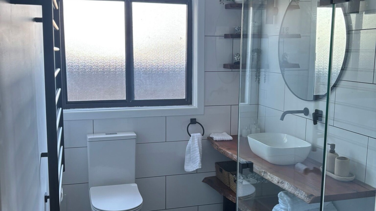 Photo of Bathroom in Moyhu
