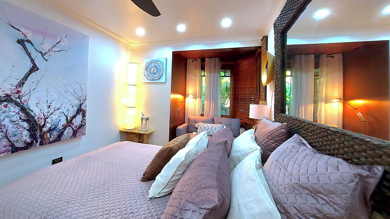 Photo of Bedroom in Palm Beach